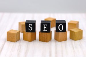 検索順位の変動に強くなる 順位チェックの頻度と運用ルールの作り方